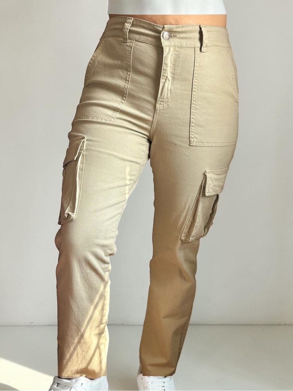 High-Rise Cargo Pants in Light Khaki